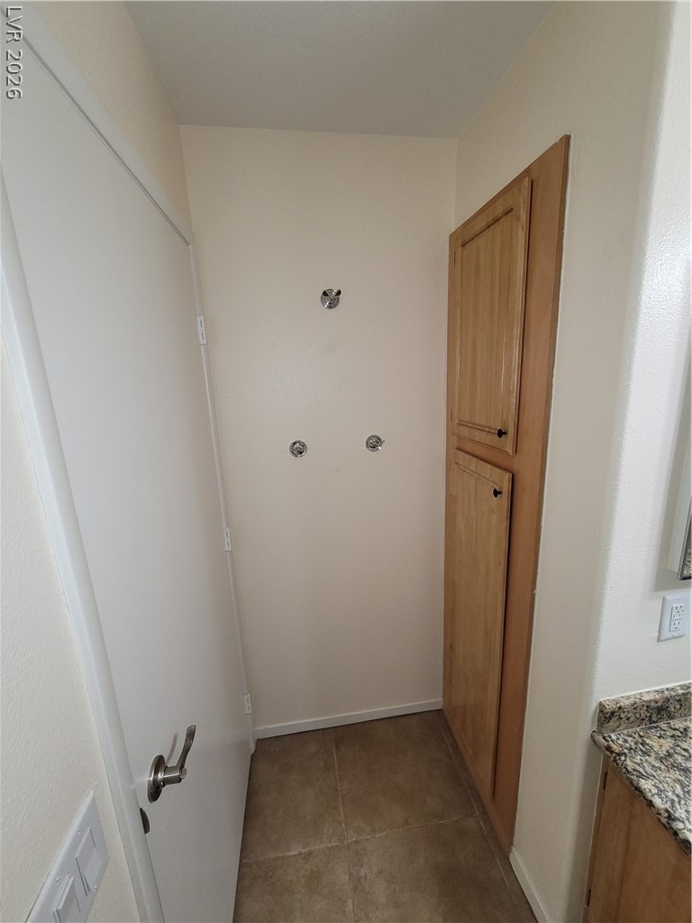 5710 E Tropicana Avenue - Photo 26