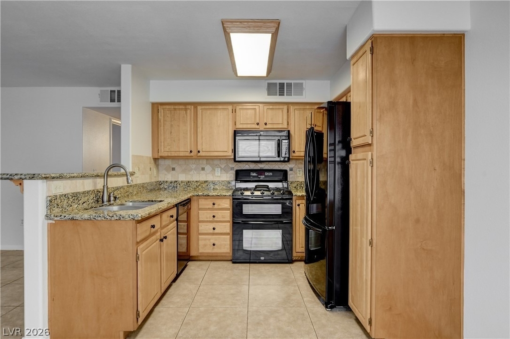 5710 E Tropicana Avenue - Photo 12
