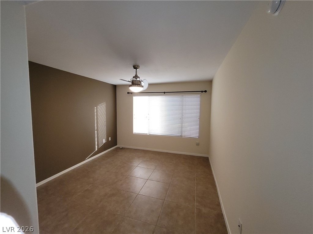 5710 E Tropicana Avenue - Photo 32