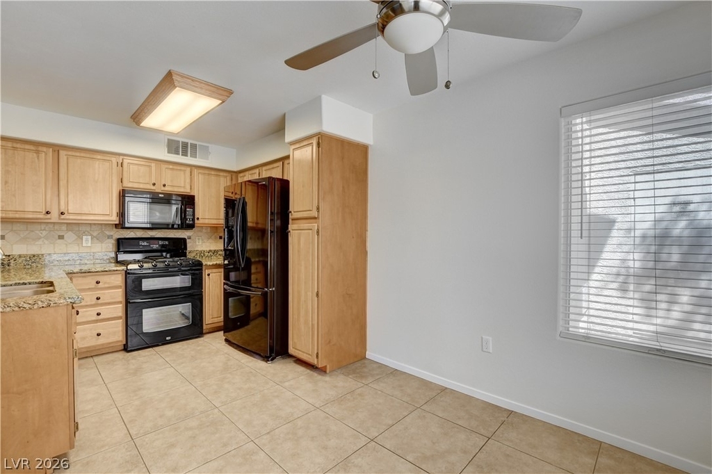 5710 E Tropicana Avenue - Photo 11