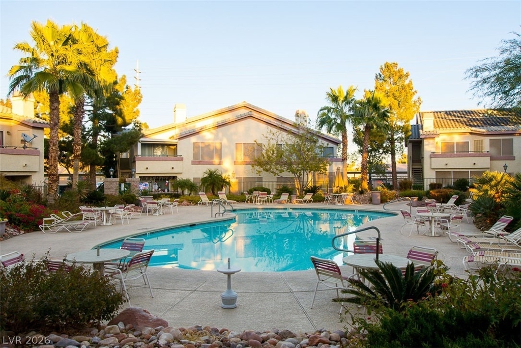5710 E Tropicana Avenue - Photo 40