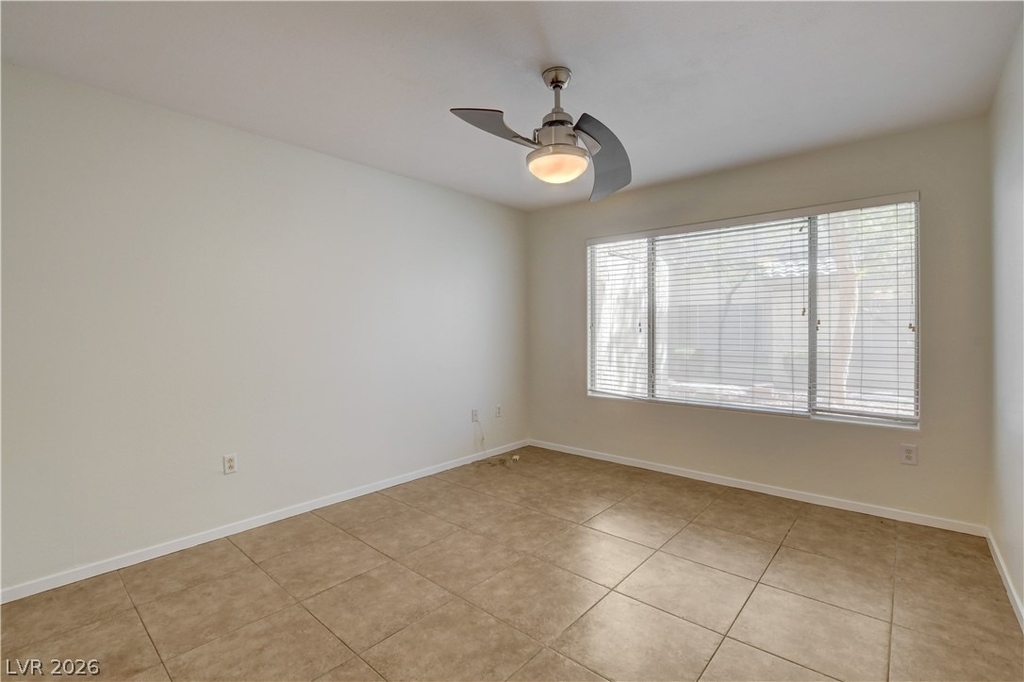 5710 E Tropicana Avenue - Photo 29