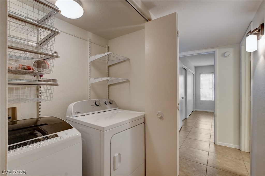 5710 E Tropicana Avenue - Photo 28