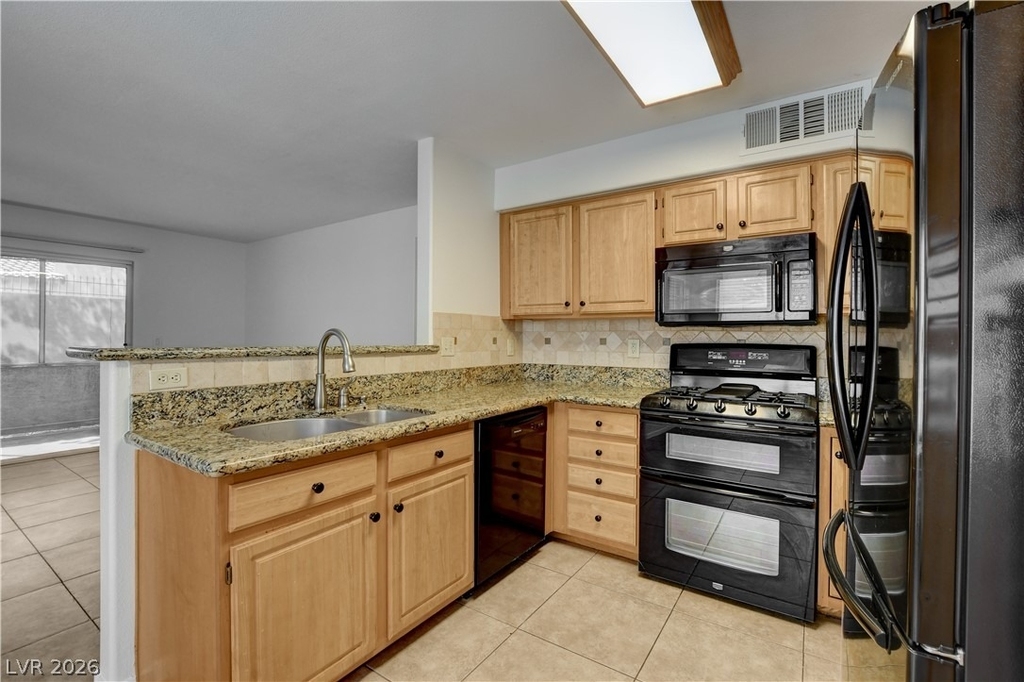 5710 E Tropicana Avenue - Photo 13