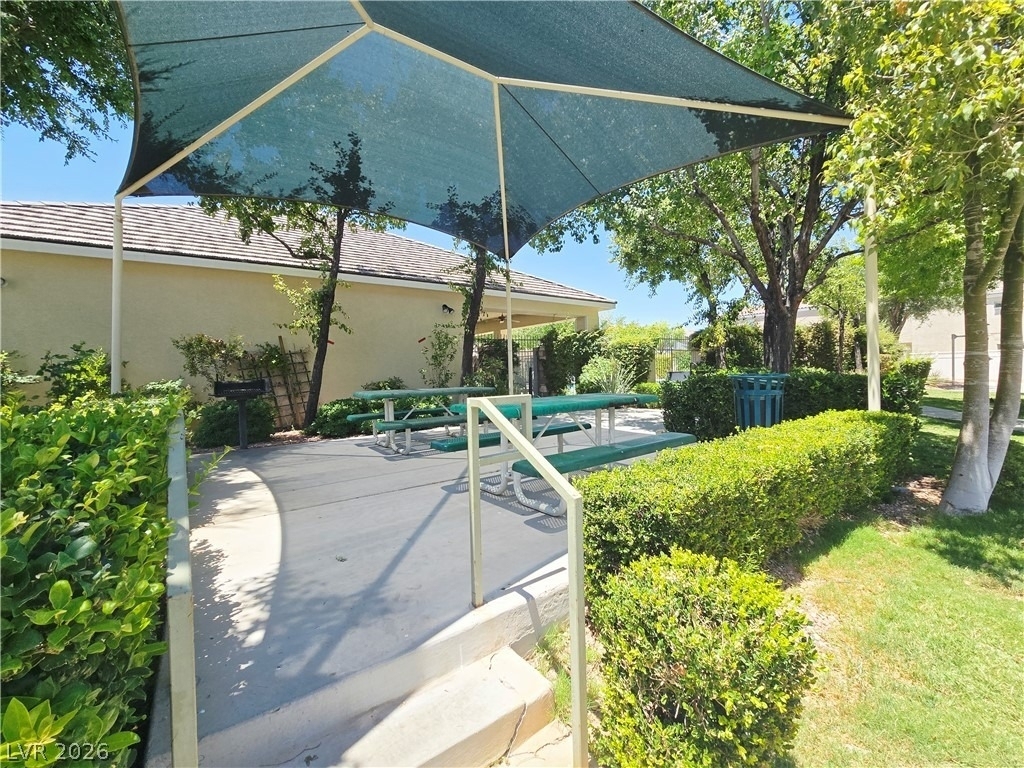 8295 Golden Flowers Street - Photo 23