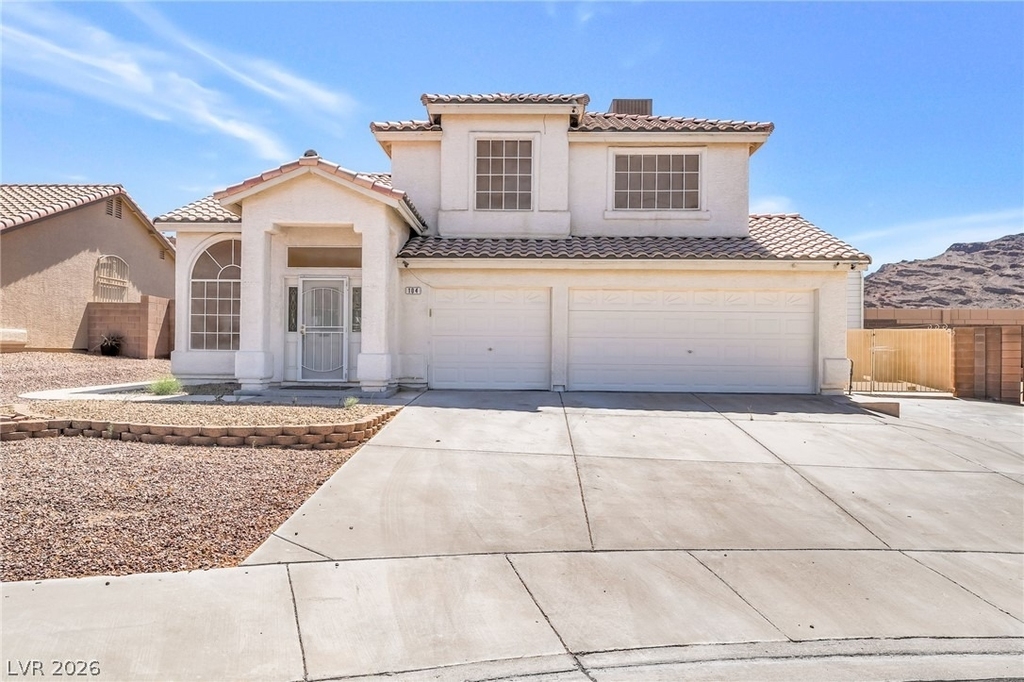 104 Appian Way - Photo 1