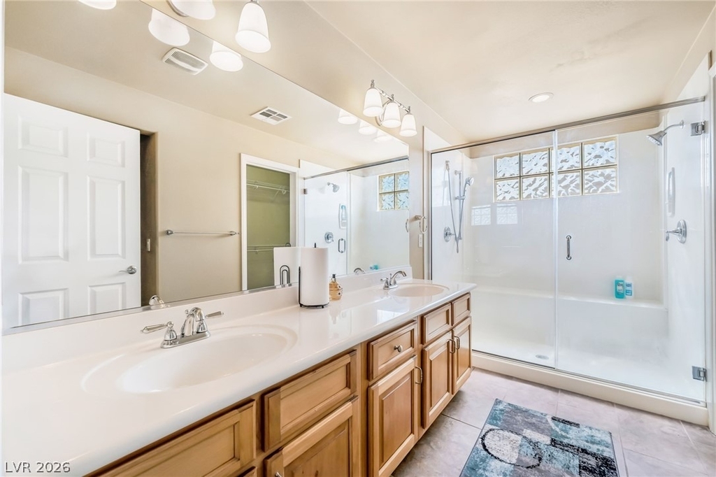 6877 Philharmonic Avenue - Photo 16