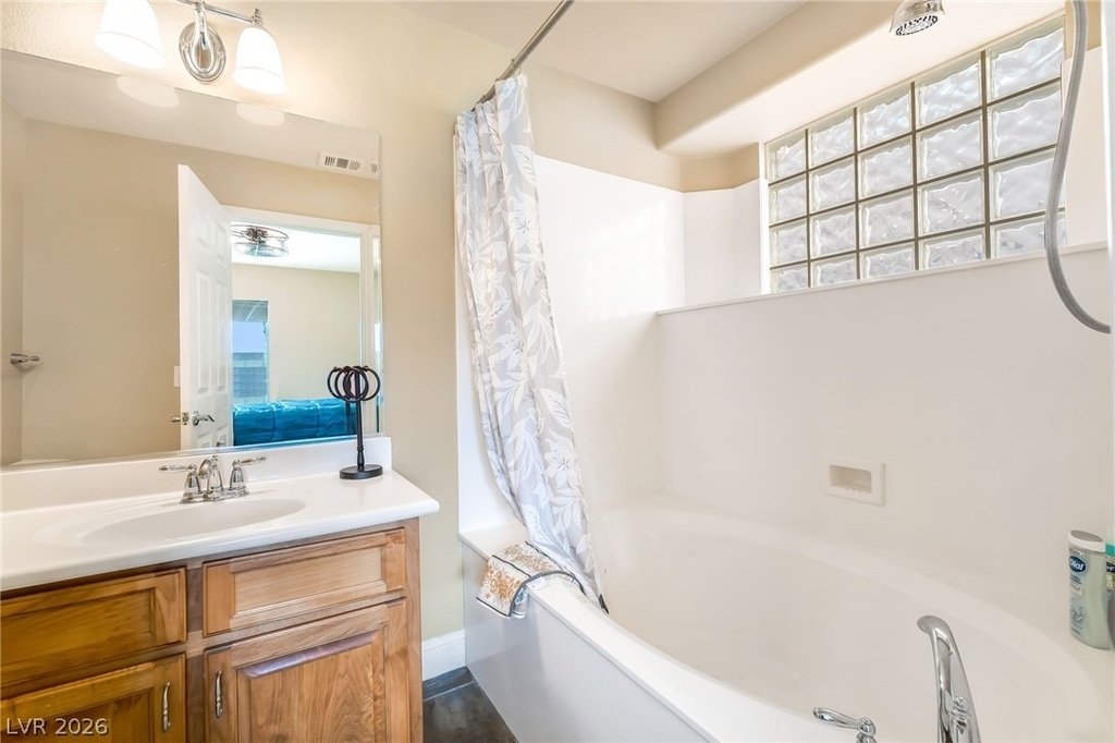 6877 Philharmonic Avenue - Photo 5