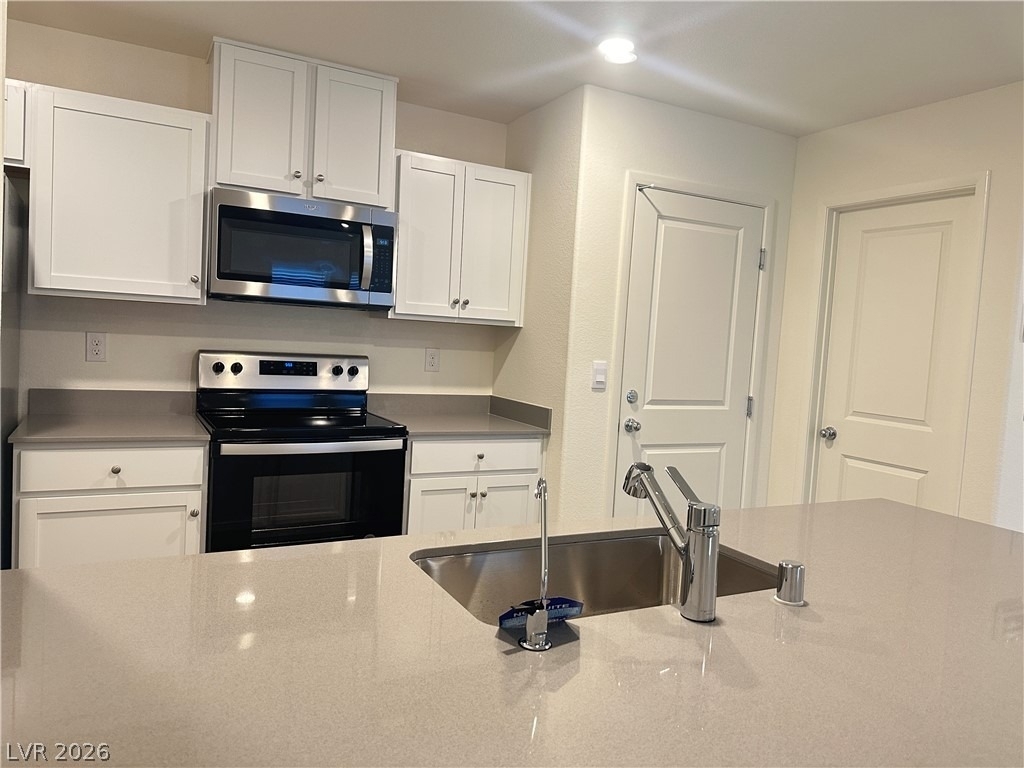 9918 Saffron Hills Street - Photo 8