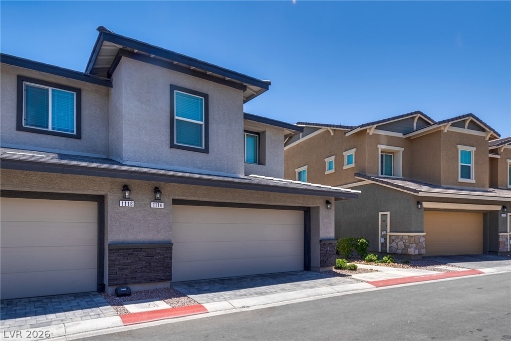 1114 Scarlet Sparrow Street - Photo 3