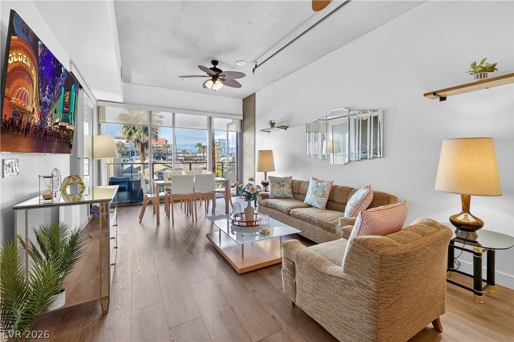353 E Bonneville Avenue - Photo 4