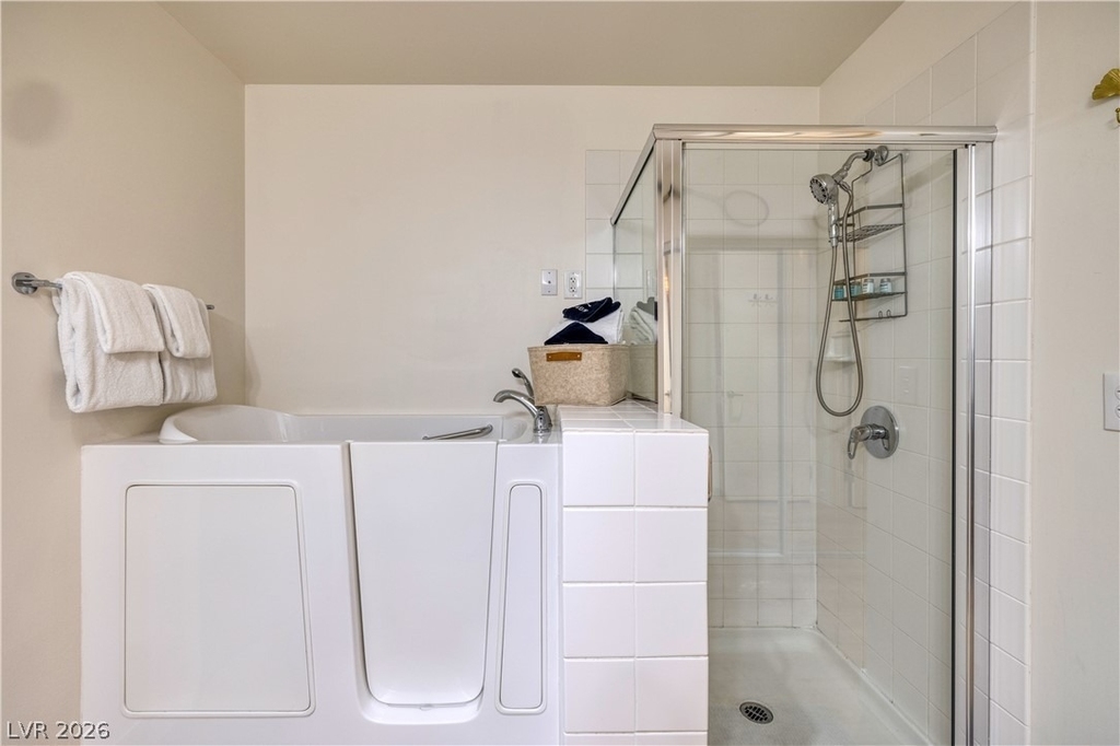 353 E Bonneville Avenue - Photo 14
