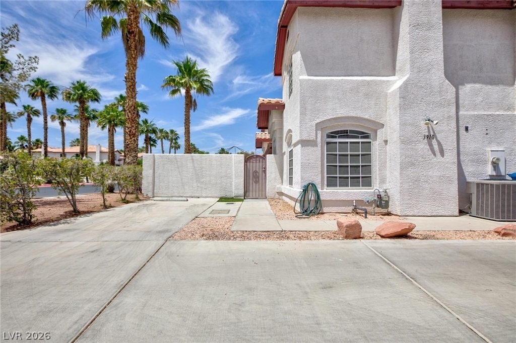 3910 Starfield Lane - Photo 2