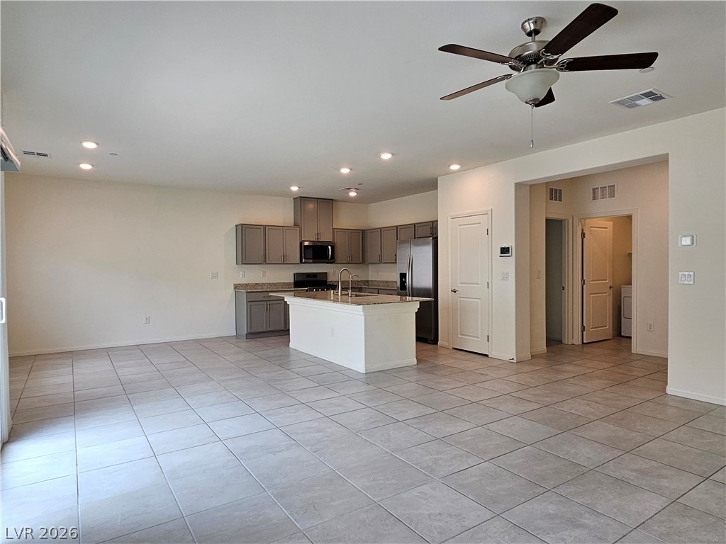 4482 Bayley Skye Avenue - Photo 5