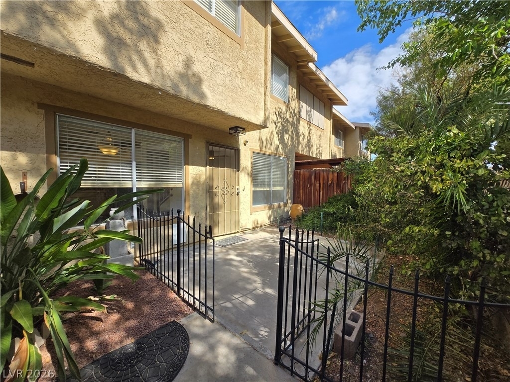 6425 Big Pine Way - Photo 2