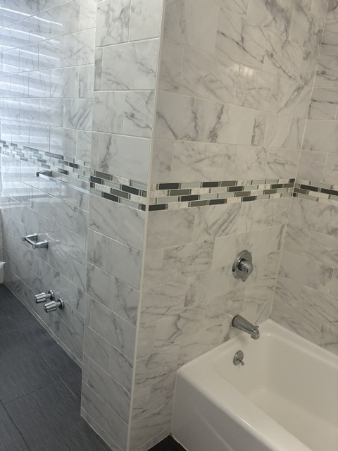 301 East 38th Street - Photo 5