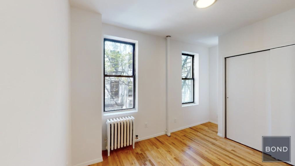 417 East 65th Street - Photo 3