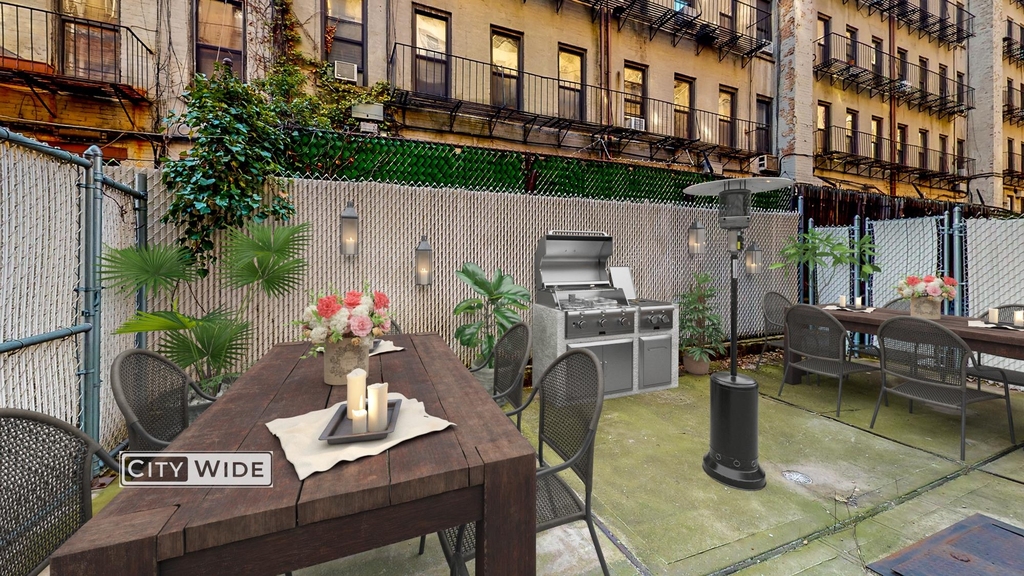 222 East 89th Street - Photo 2