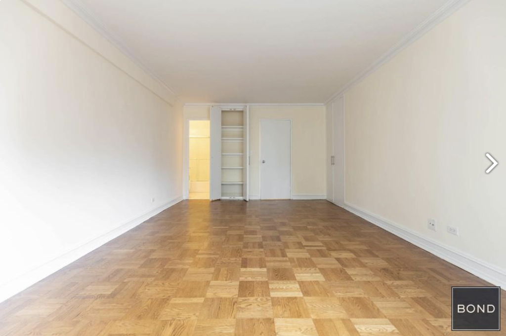 888 Eighth Avenue - Photo 5