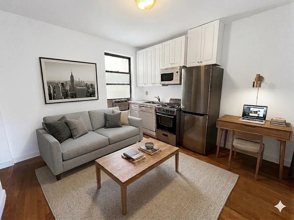 W. 51st Street - Photo 0