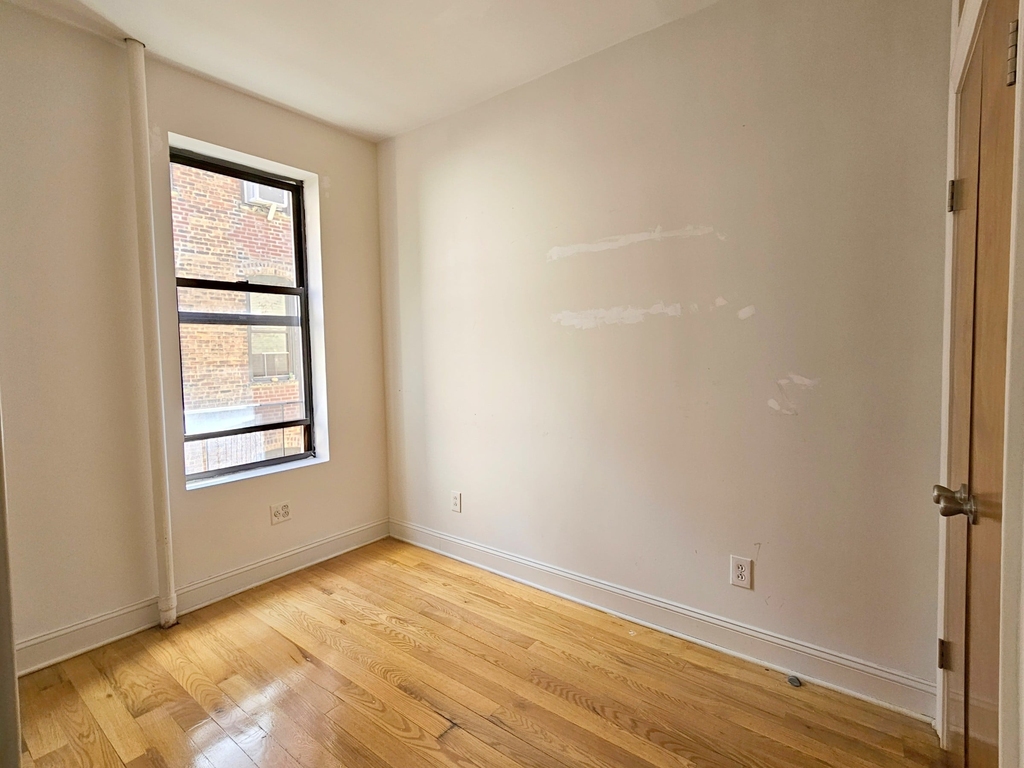 652 West 163rd Street - Photo 7