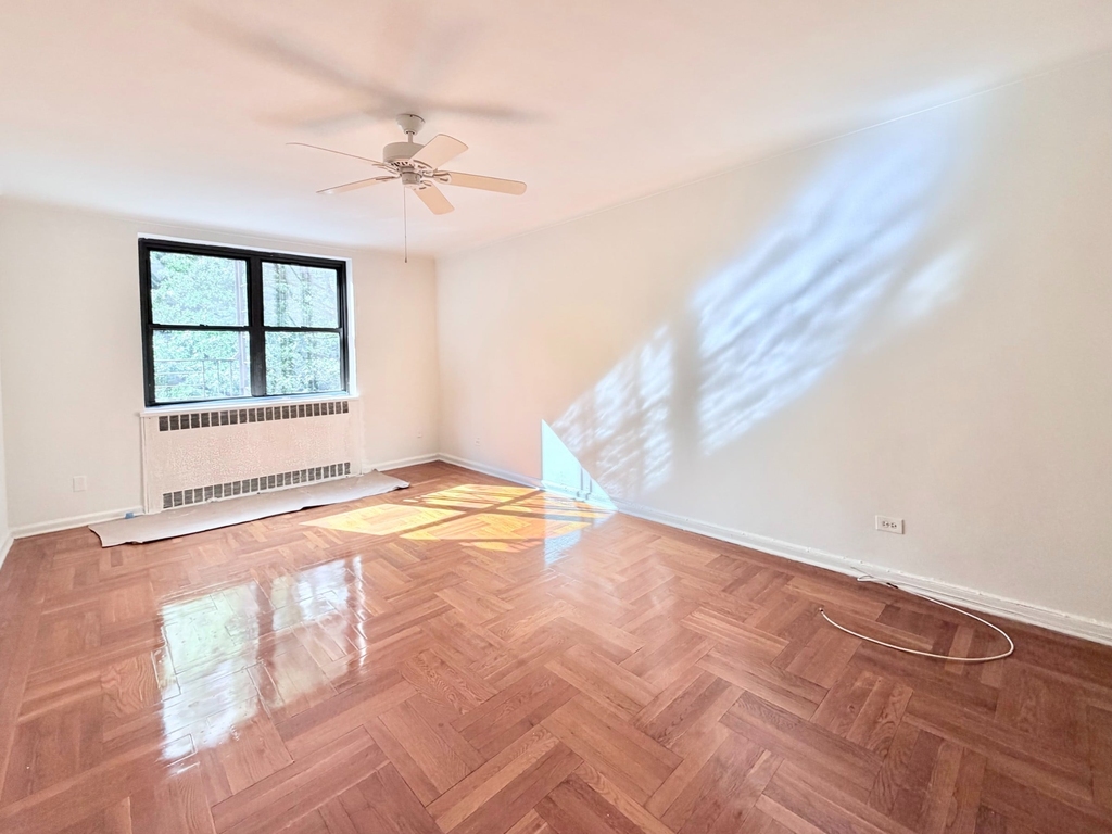 700 Fort Washington Avenue - Photo 3