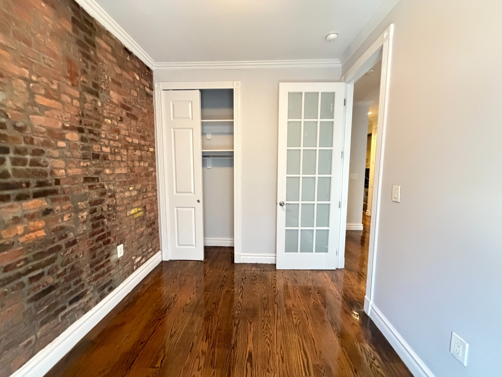 East 13th Street & 3rd Avenue - Photo 2