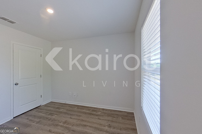 2826 Jordan Avenue - Photo 8
