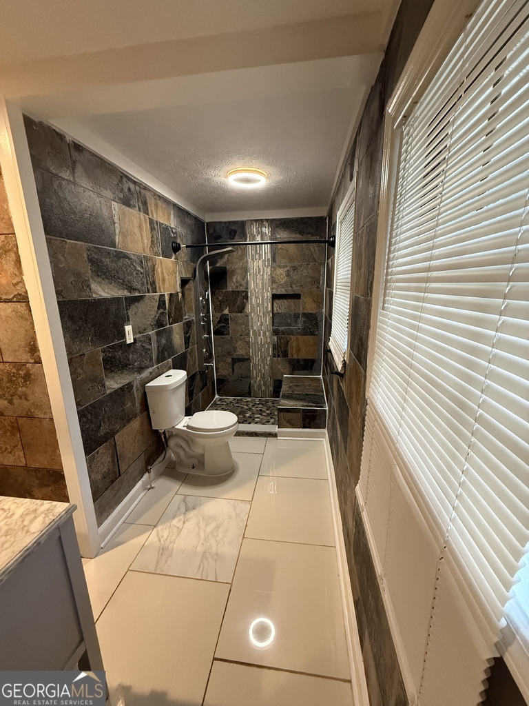 6379 Skyline Drive - Photo 10
