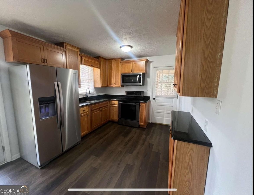 3766 Renee Circle - Photo 2