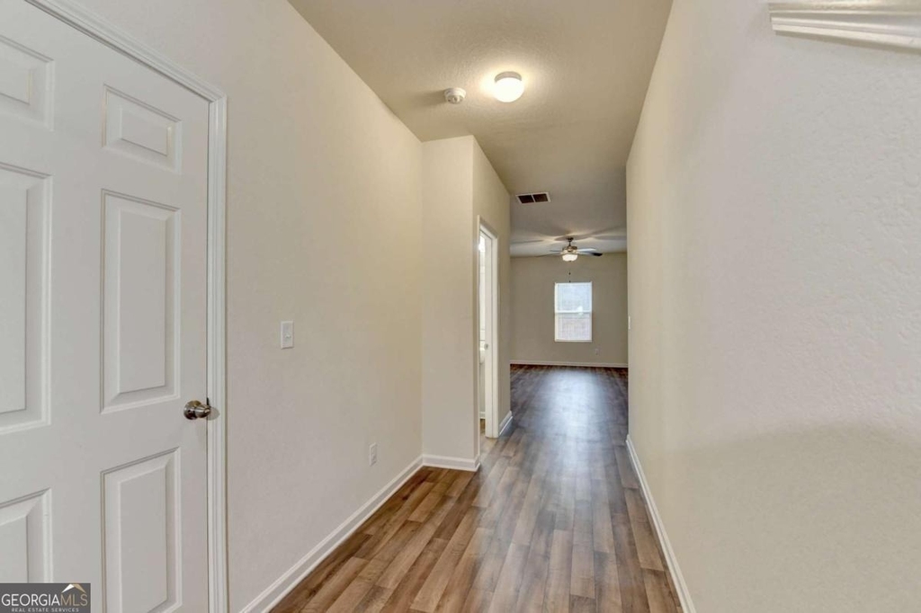 811 Independence Avenue - Photo 6