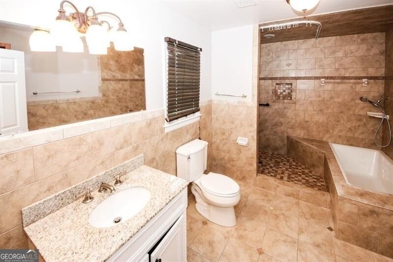 5075 Winters Chapel Road - Photo 14