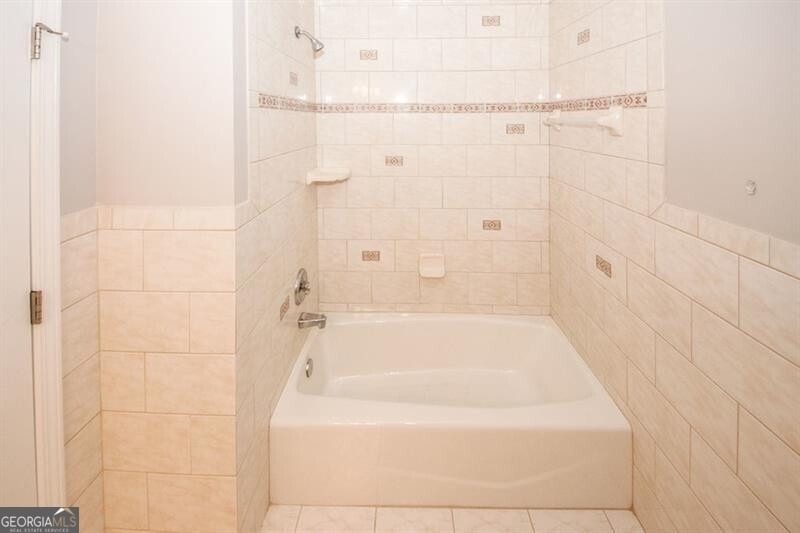 5075 Winters Chapel Road - Photo 22