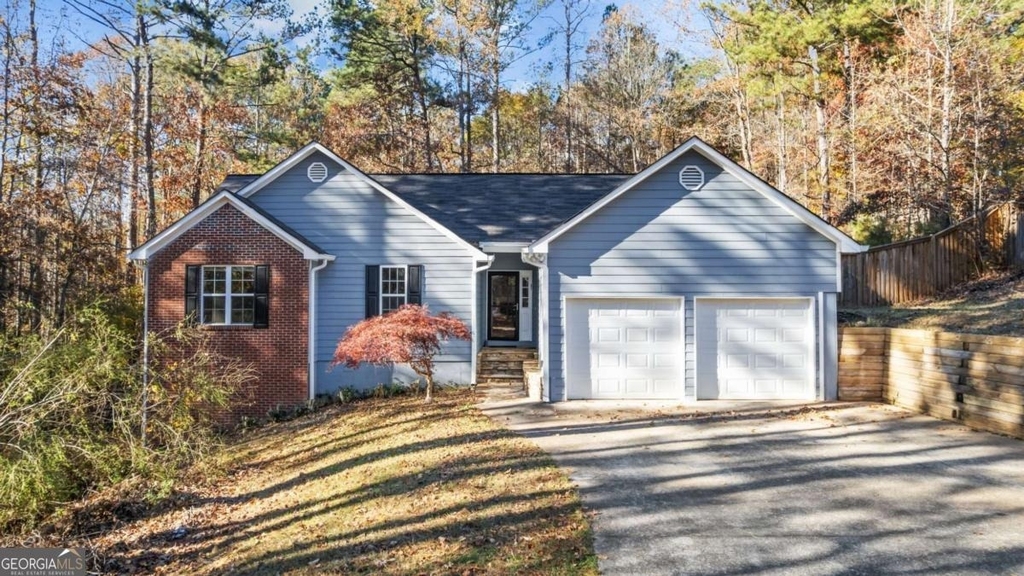 405 Christopher Lane - Photo 1