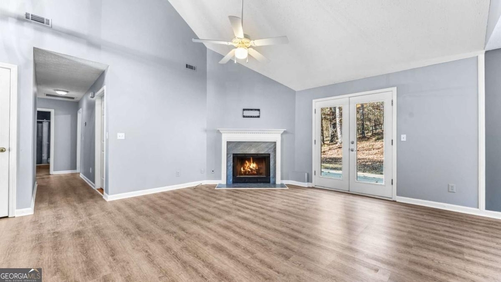 405 Christopher Lane - Photo 3