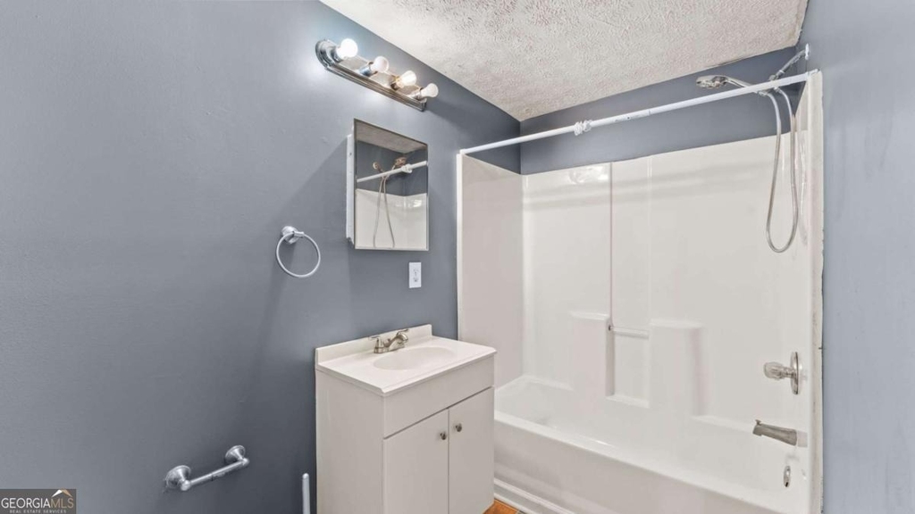405 Christopher Lane - Photo 22