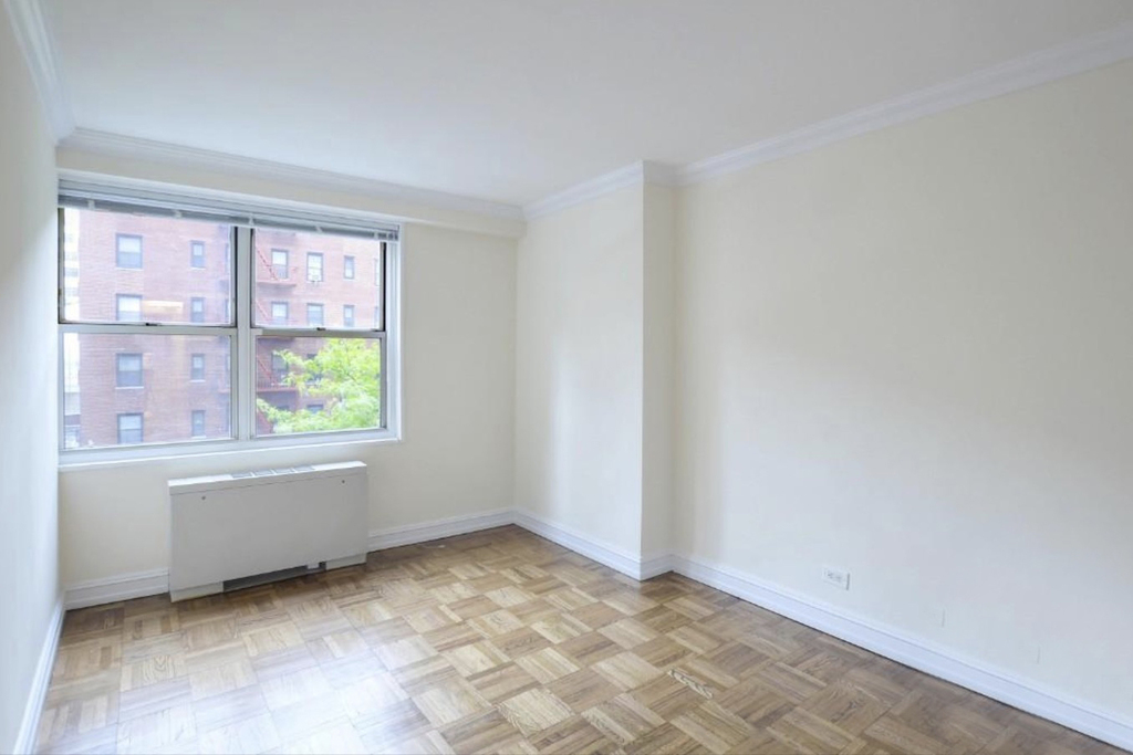8th Avenue / W 52nd St - Photo 1