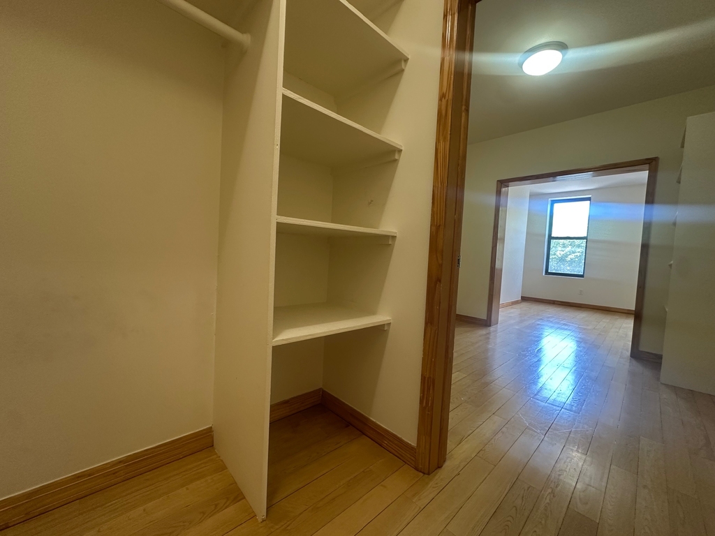 852 Amsterdam Avenue - Photo 4