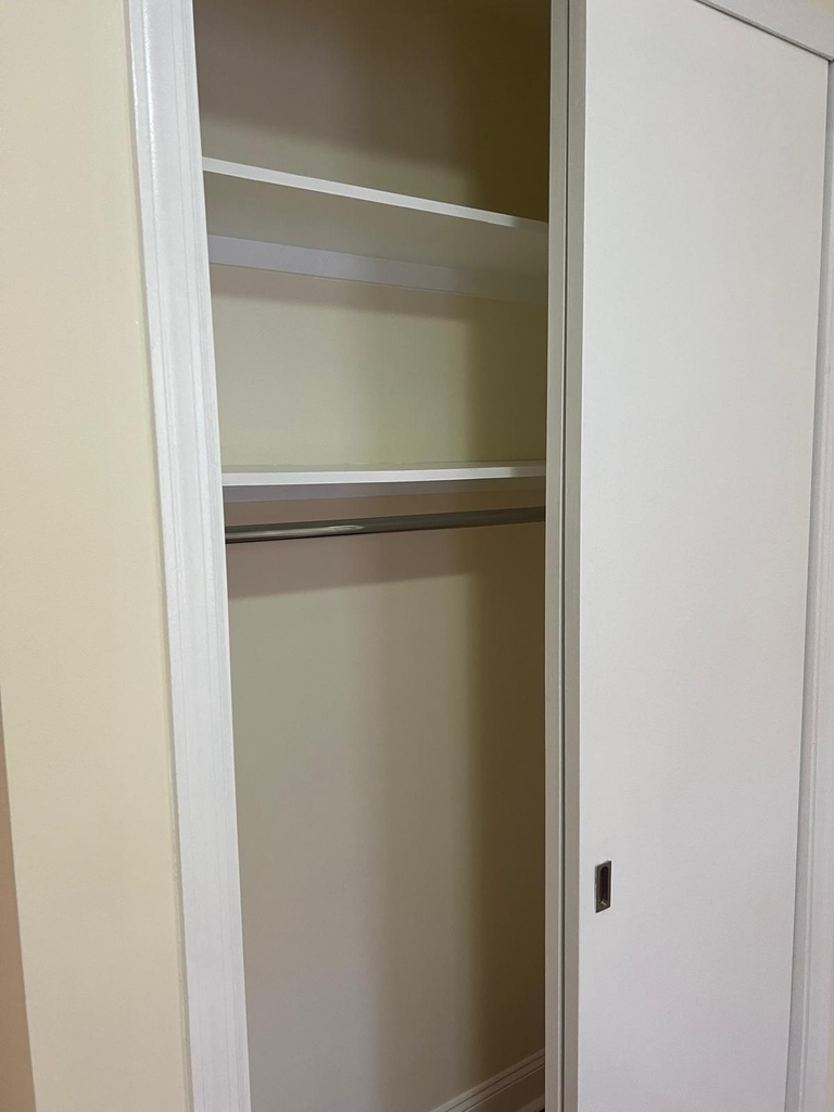 East 58th Street - Photo 2