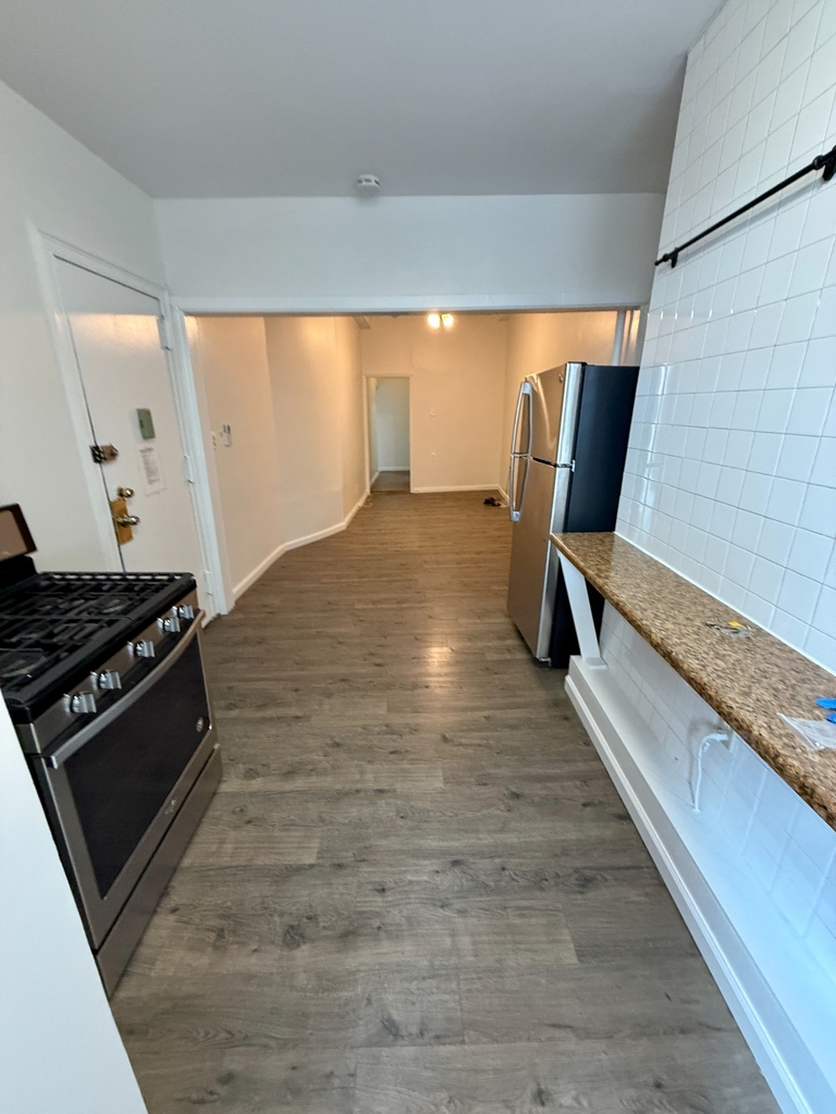 14 Wilson Avenue - Photo 2