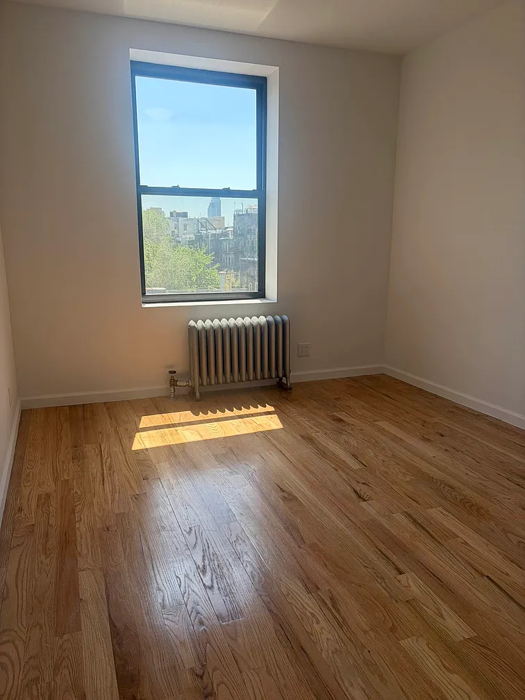  east 6th st - Photo 2