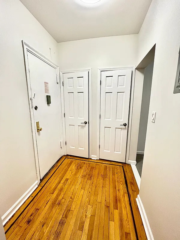 35-05 94th Street - Photo 5