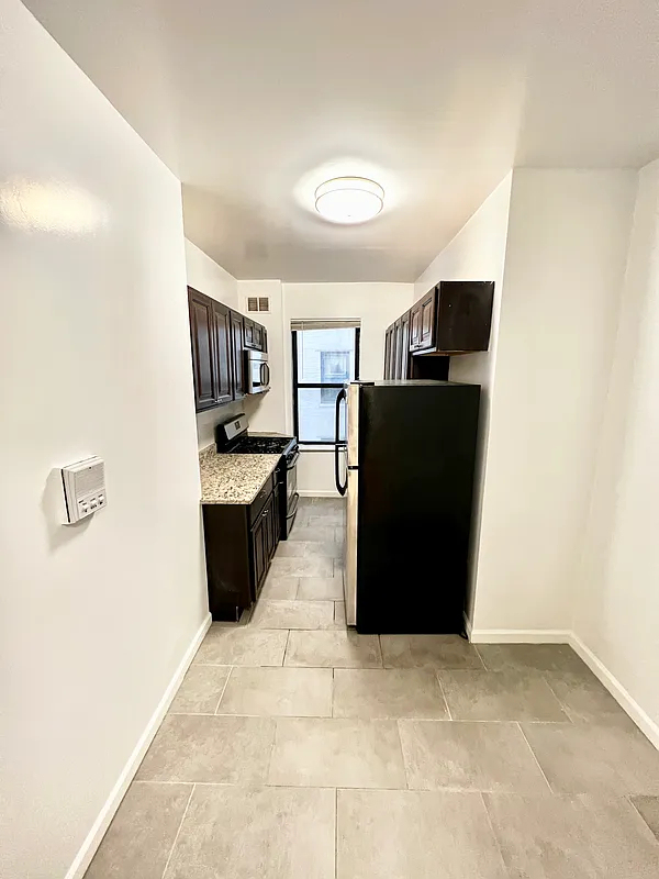 35-05 94th Street - Photo 3