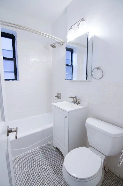 35-05 94th Street - Photo 3