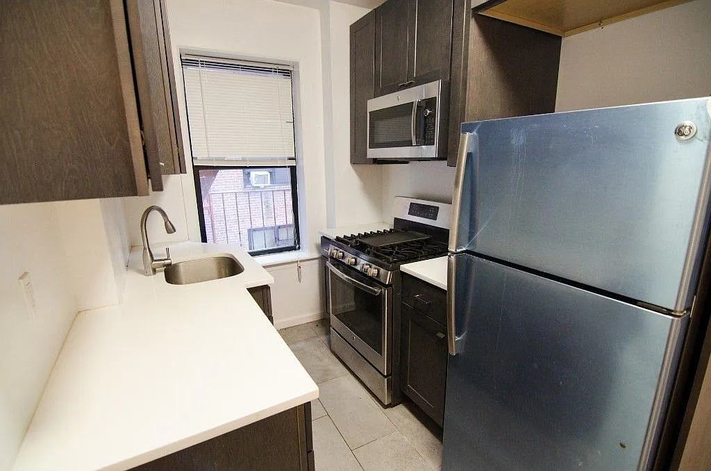 35-05 94th Street - Photo 2