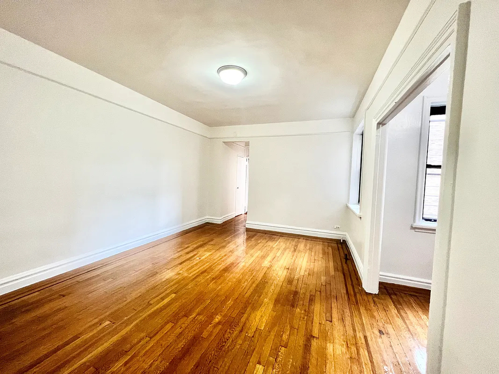 35-64 81st Street - Photo 4