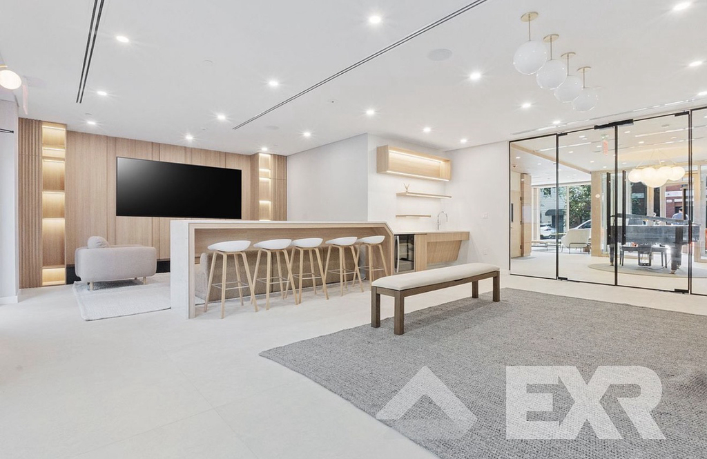 33 4th Street - Photo 10
