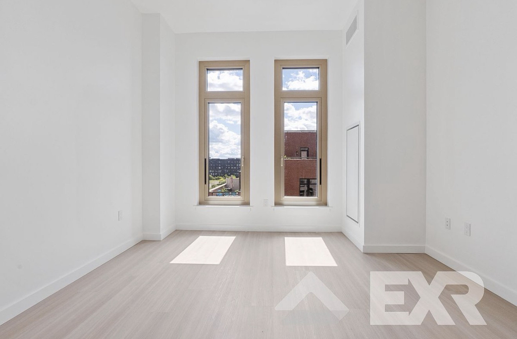 33 4th Street - Photo 1
