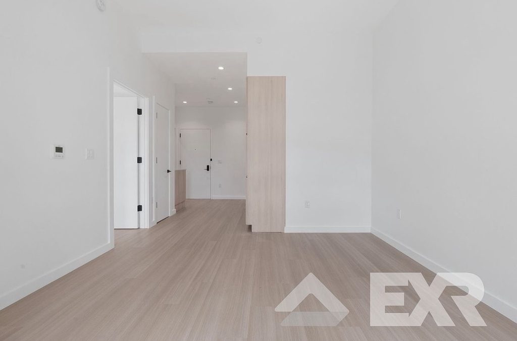 33 4th Street - Photo 5