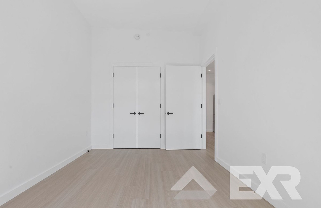 33 4th Street - Photo 4